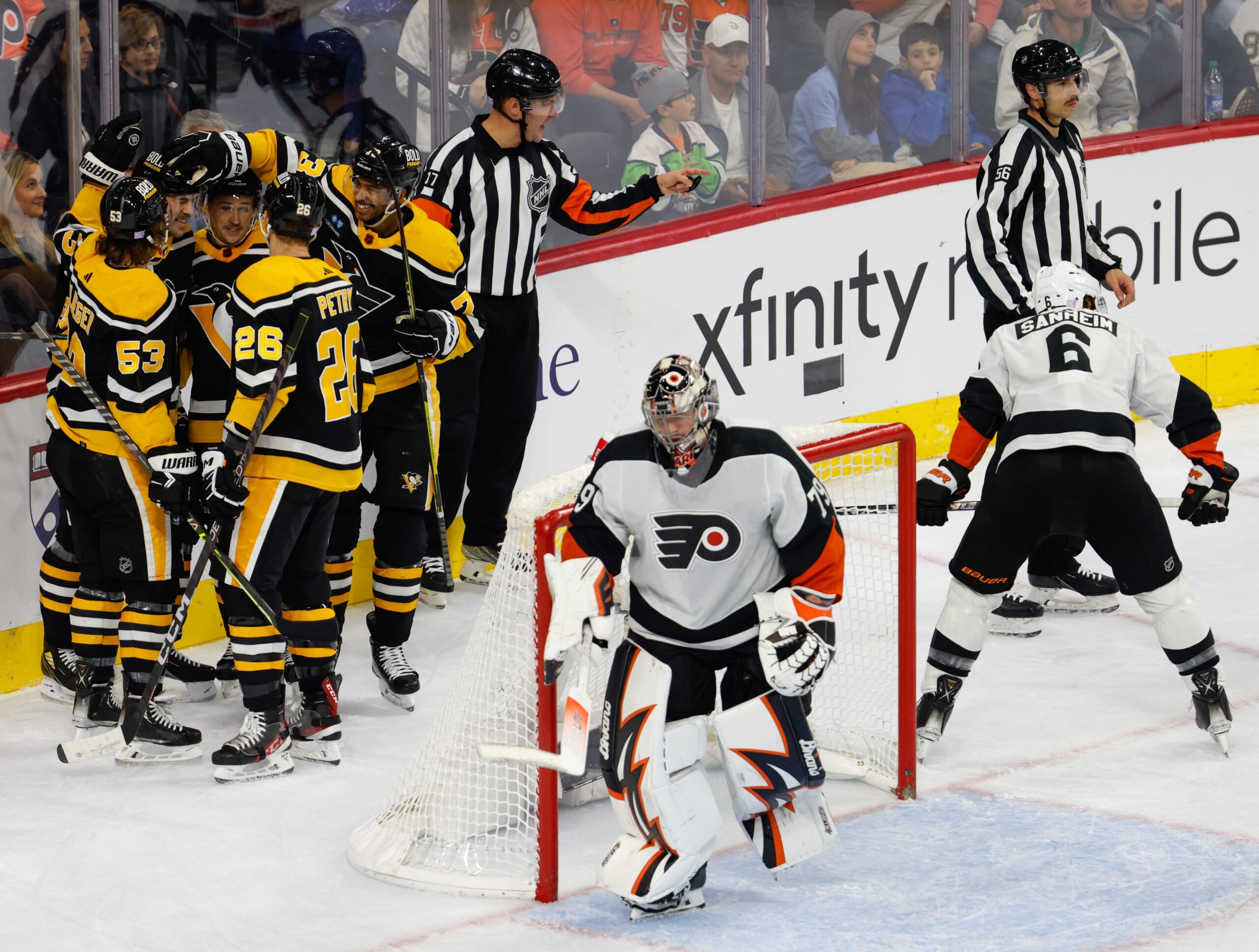 Cates Leads Way in Flyers Win Over Penguins