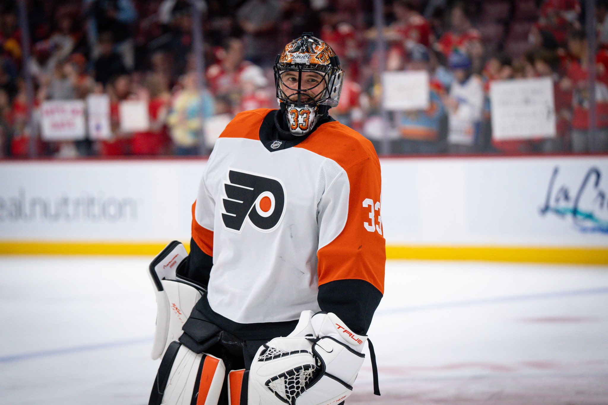 Flyers' Sam Ersson (Philadelphia Flyers/X)